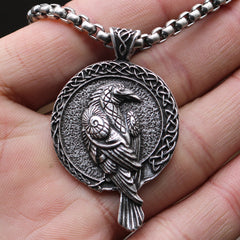 Loookus - Norse Raven Pendant