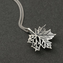 Loookus - Maple Leaf Necklace