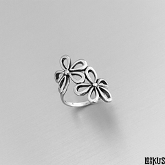 Loookus - Hollow Flower Adjustable Ring