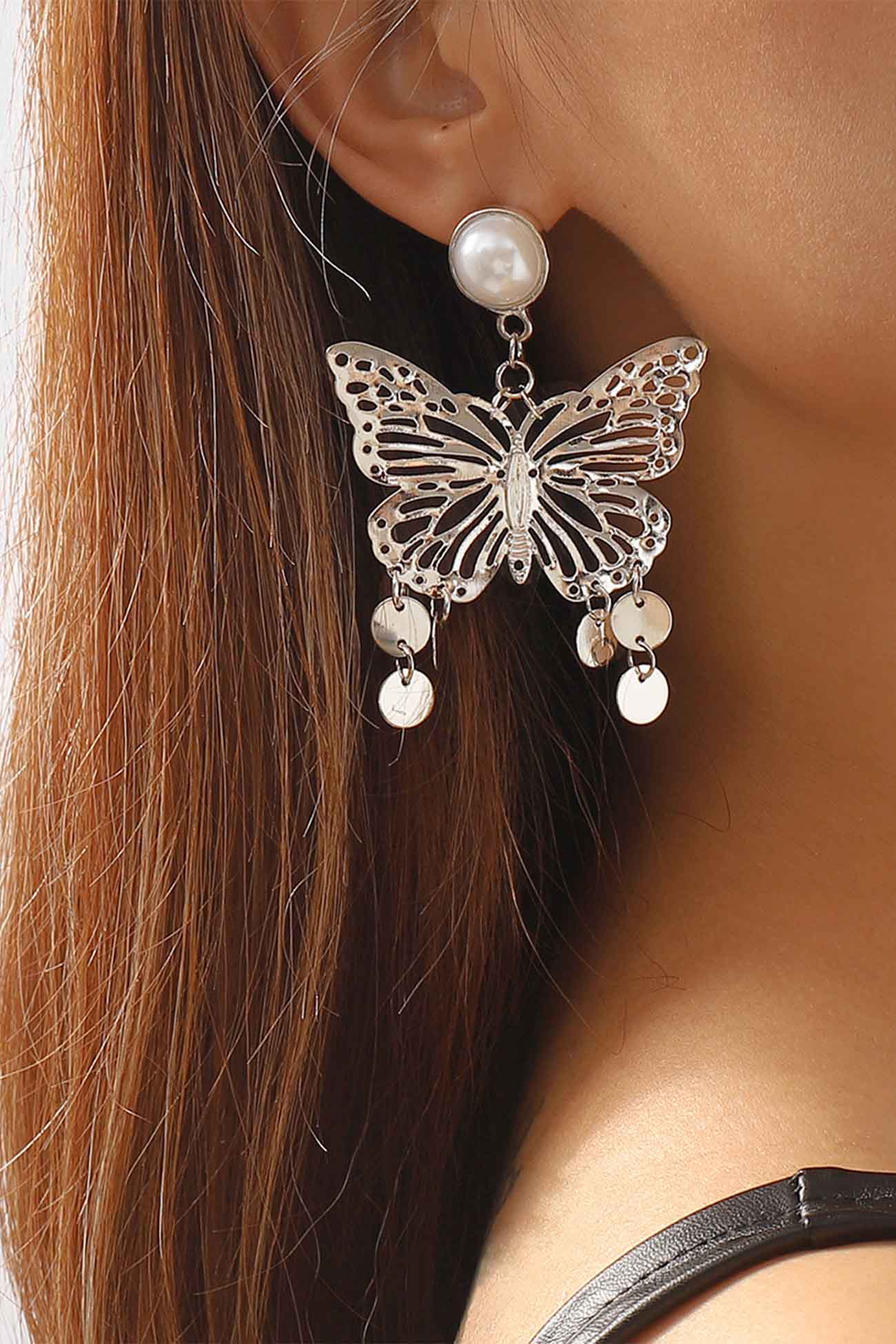 Loookus - Butterfly Cutout Pearl Stud Earrings