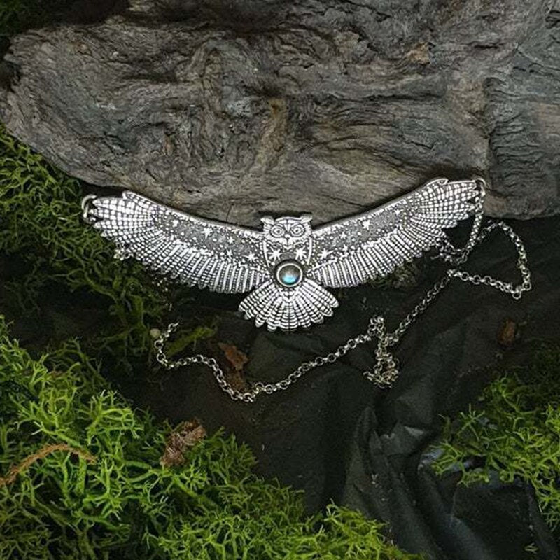 Loookus - Vintage Owl Moonstone Necklace