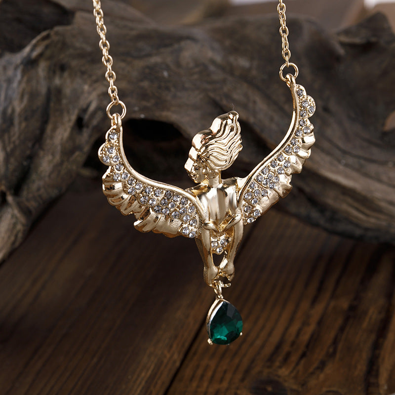 Loookus - Queen Angel Wing Necklace