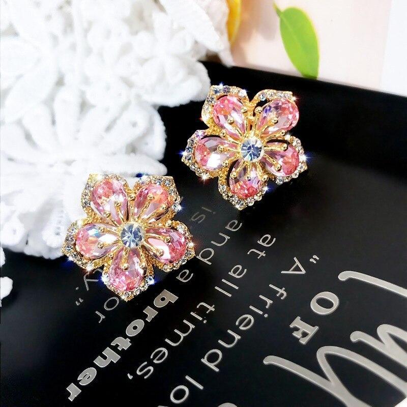 Loookus - Blooming Crystal Flower Earrings