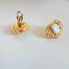 Loookus - Original Design Retro Irregular Pleated Texture Earrings