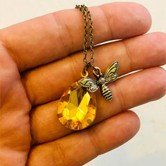 Loookus - Sterling Silver Bee Drop Amber Necklace