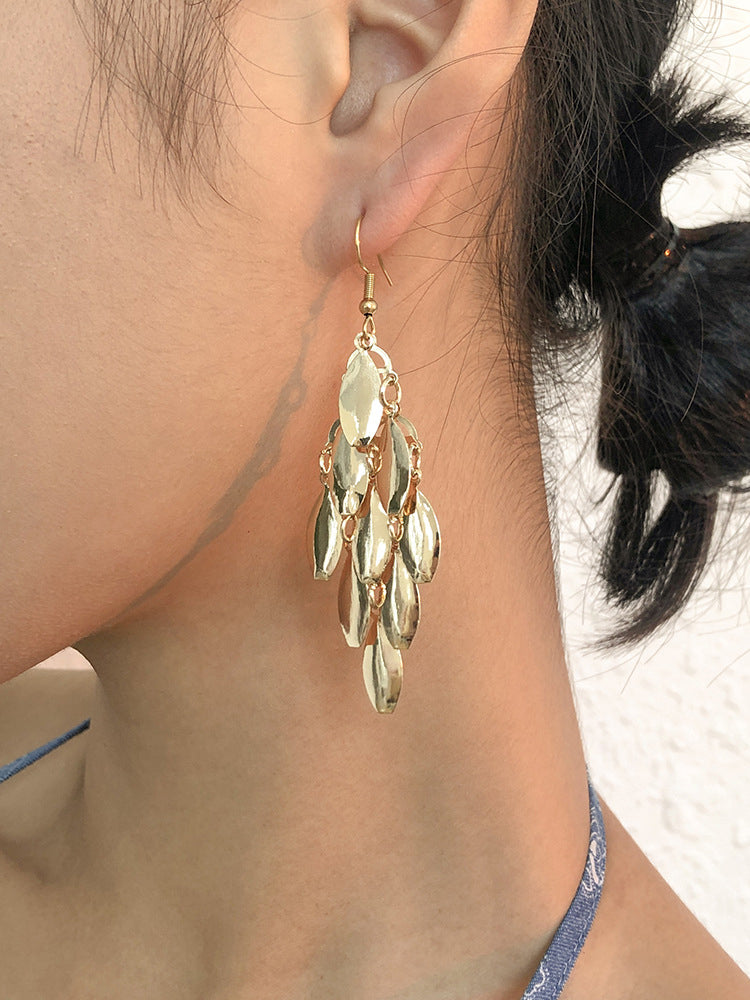 Loookus - Leaf Sequin Earrings