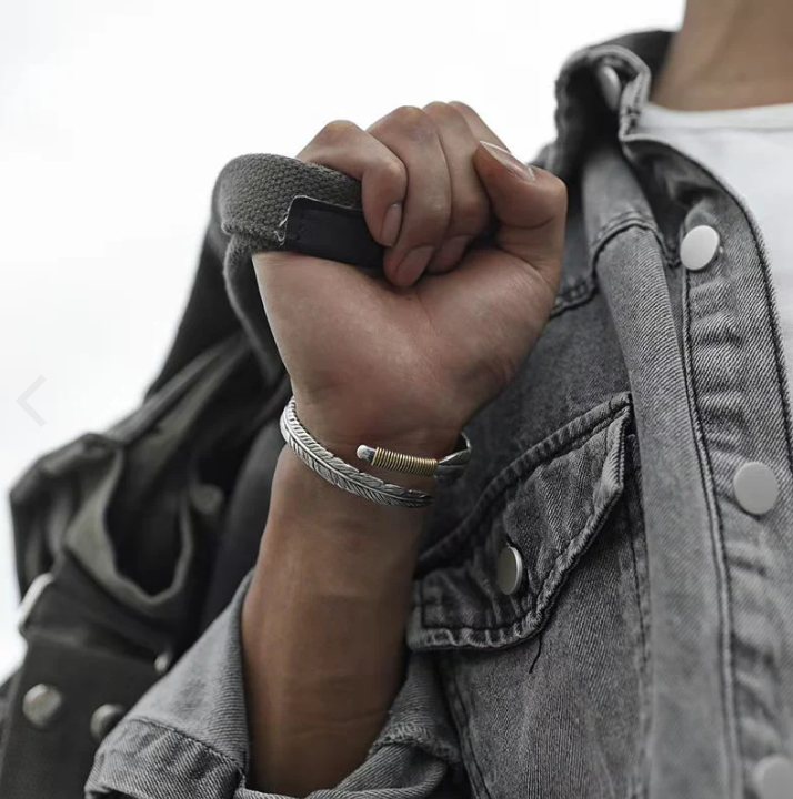 Loookus - 925 Silver feather Bracelet