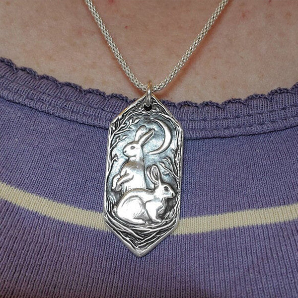 Loookus - Sterling Silver Rabbit Stamp Pendant Necklace